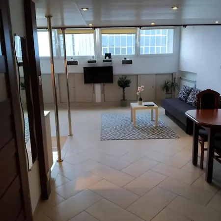 Fervor Jp Penthouse 아파트